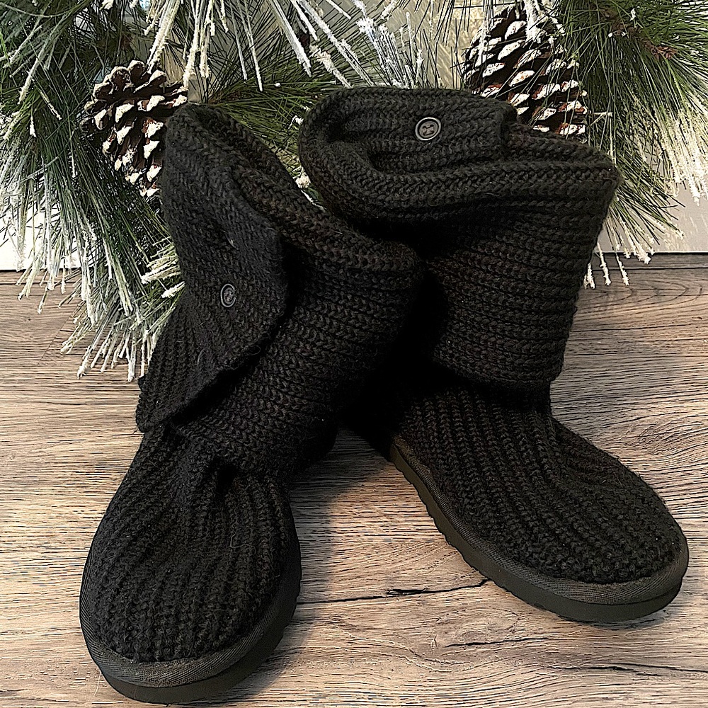 Ugg sweater boots
